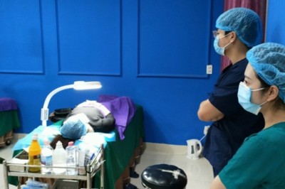 Bắt quả tang cơ sở spa ở Đà Nẵng phẫu thuật thẩm mỹ trái phép